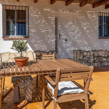 Casa Mira *