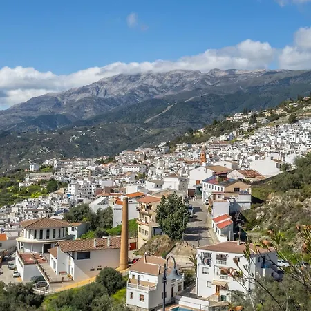Casa Mira *