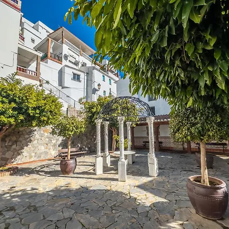 Casa Mira *